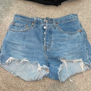 levi jean shorts